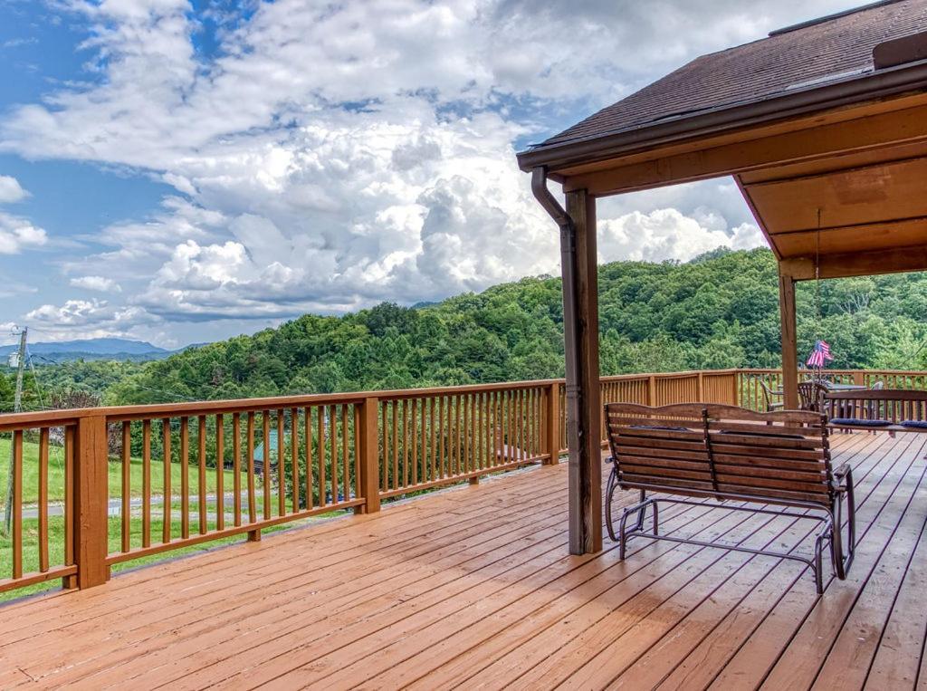 Amazing Grace-1089 Of Free Area Attraction Tickets For Each Paid Day!!! Villa Sevierville Kültér fotó